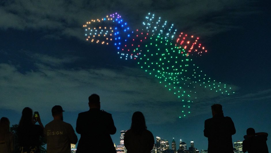 UPO drone show 1880x1060px