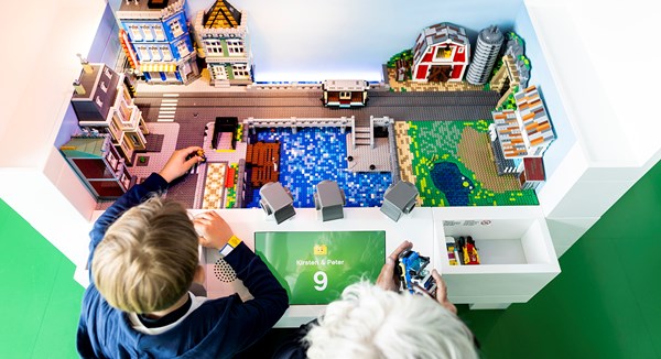 LEGO house skolebooking 5. klasse